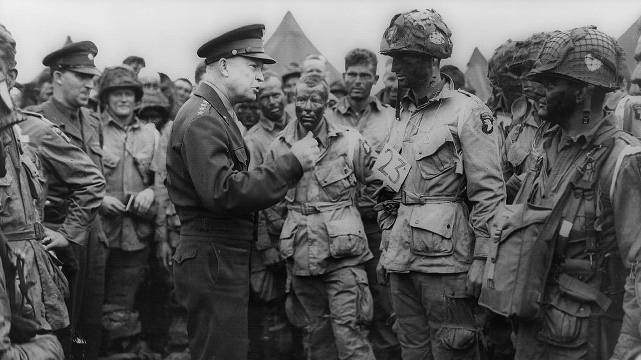 World War 2: The Complete History backdrop