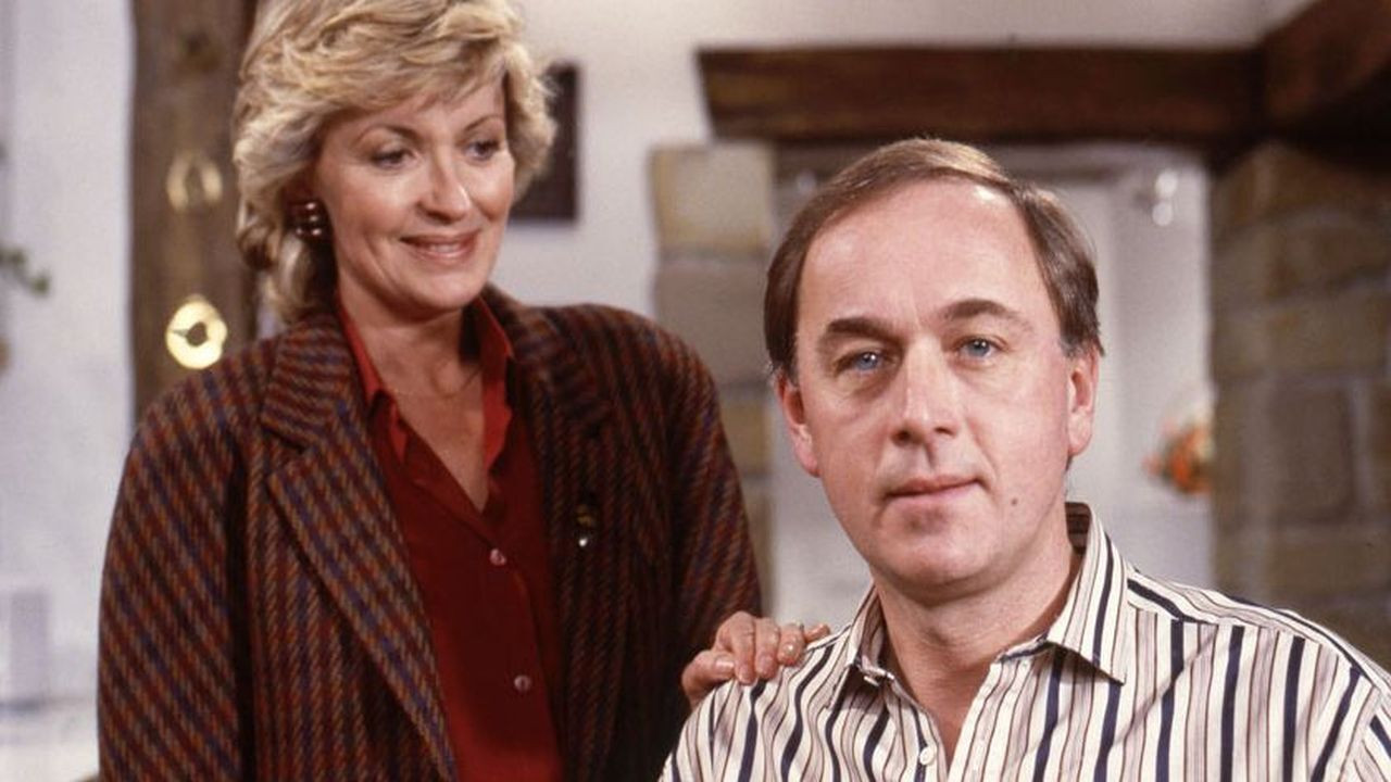 Joint Account backdrop