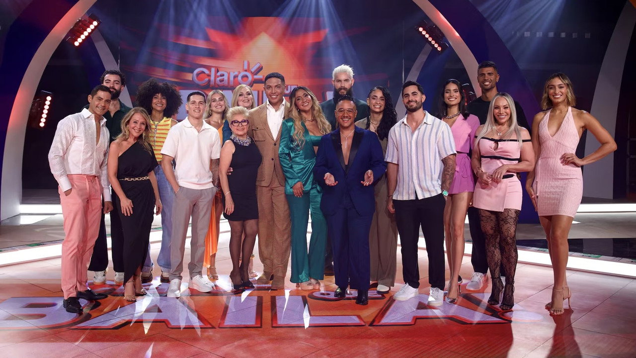 Claro Que Baila backdrop