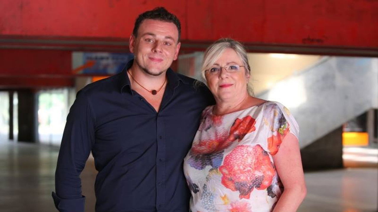 Ano, šéfová! backdrop