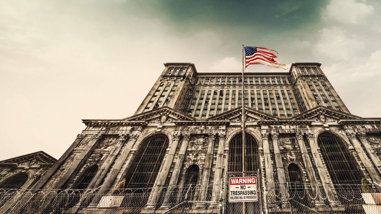 Mysteries of the Abandoned: Hidden America backdrop