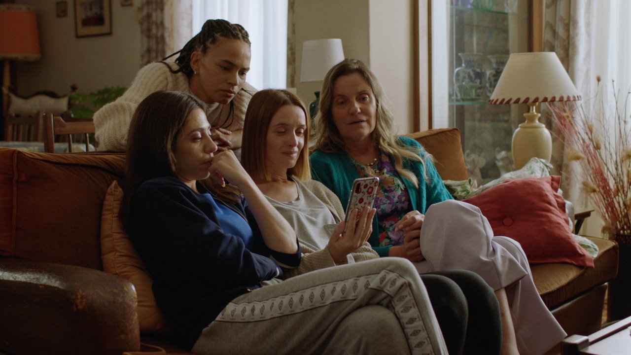 Casa-Abrigo backdrop