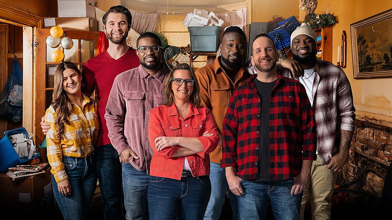 Hoarder House Flippers backdrop