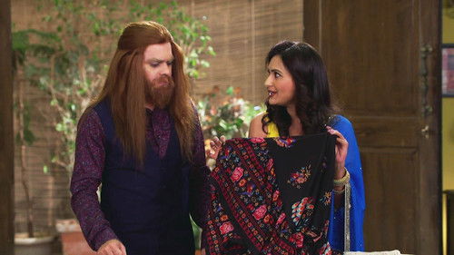 Sajan Eyes Kashmira's Designs