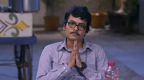 Rajesh learns about Amma’s sister Chatori - Happu Ki Ultan Paltan
