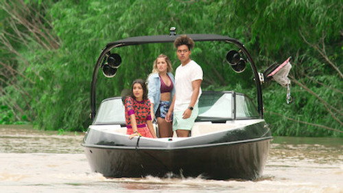 Secrets of Summer Season 1 Episode 5 - Who’s That Girl?