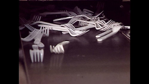 How It's Made Season 4 Episode 10 - Plastic Cups and Cutlery, Special Effects Makeup, Gold, Harps