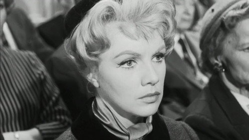 Perry Mason Season 2 Episode 24 - The Case of the Calendar Girl