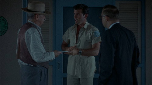 Flipper Season 1 Episode 20 - Money to Blow