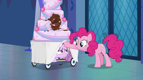 Friendship is Forever: Cakes For The Memories still