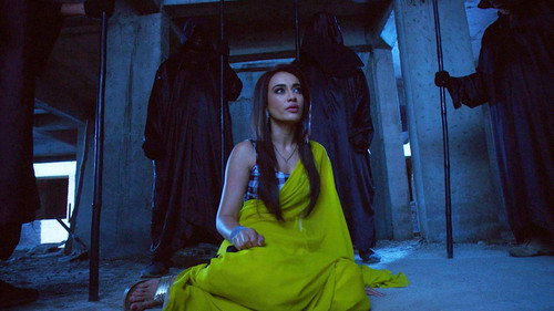 Naagin Season 3 Episode 75 - Mysterious Figures Kidnap Bela!