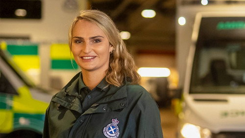 Paramedics on Scene Season 7 Episode 3 - Episode 3