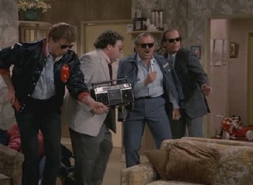 Cheers Season 6 Episode 22 - Slumber Party Massacred