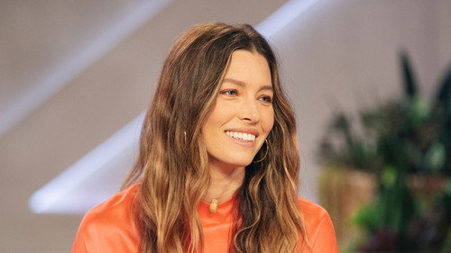 Jessica Biel, Susan Kelechi Watson, Leanne Morgan, 5 Seconds Of Summer still
