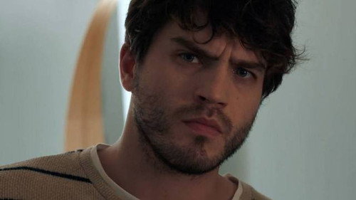 Episode 719 still