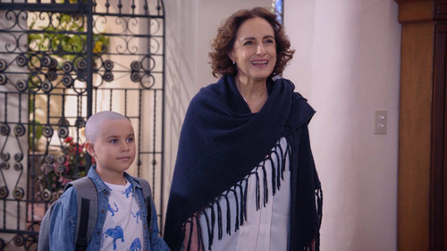 ¿Qué le pasa a mi familia? Season 1 Episode 25 - Episode 25