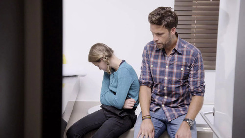 Dertigers Season 1 Episode 3 - Bart stands by his daughter at a special moment
