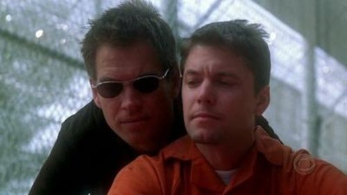 NCIS Season 2 Episode 18 - Bikini Wax