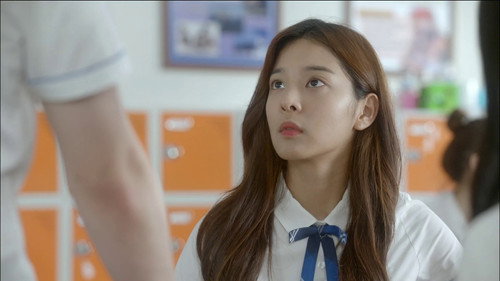 School 2017 Season 1 Episode 13 - Between the Two