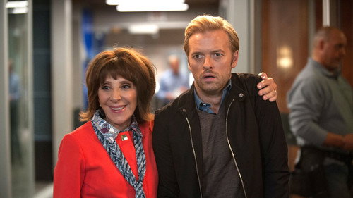 Great News Season 1 Episode 5 - Snowmageddon of the Century
