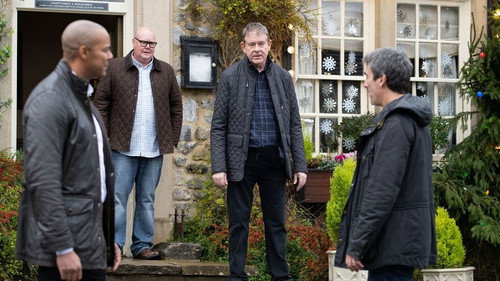 Episode 9208 (Tue 14th Dec 2021) still
