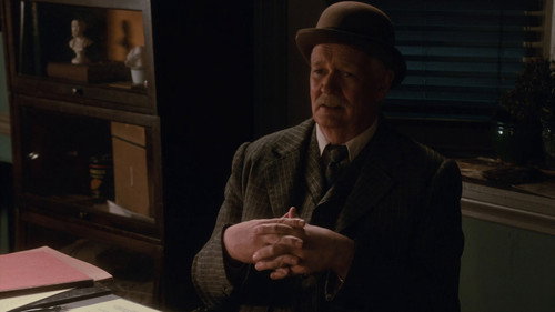Murdoch Mysteries Season 13 Episode 13 - Kill Thy Neighbour