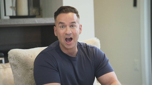 Jersey Shore: Family Vacation Season 5 Episode 1 - Deliveries And Deadlines