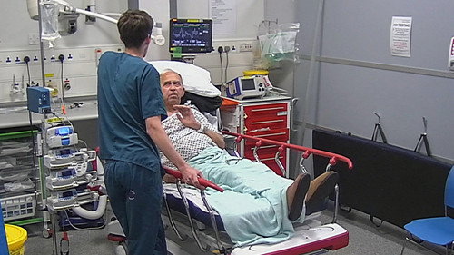 24 Hours in A&E Season 22 Episode 6 - The Show Must Go On