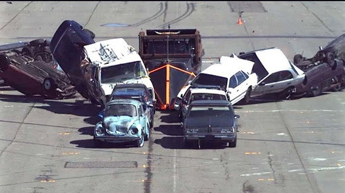 MythBusters Season 12 Episode 3 - Hollywood Car Crash Cliches