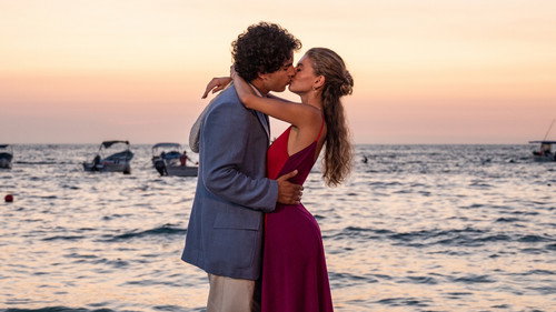Acapulco Season 1 Episode 6 - Uptown Girl