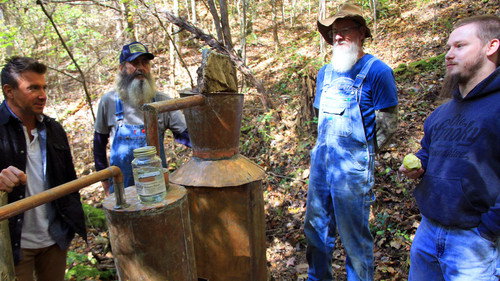 Booze Traveler Season 1 Episode 15 - Tennessee: Red, White and Booze