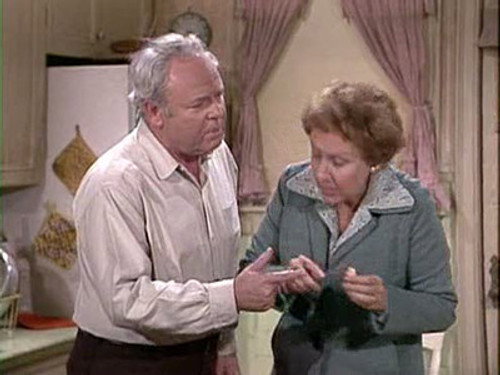 All in the Family Season 7 Episode 16 - The Boarder Patrol