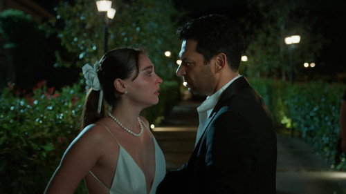 Sins and Roses Season 2 Episode 1 - Episode 33