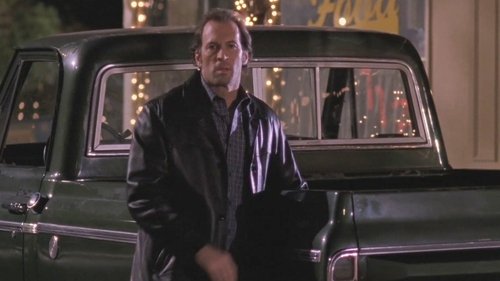 Gilmore Girls Season 7 Episode 10 - Merry Fisticuffs