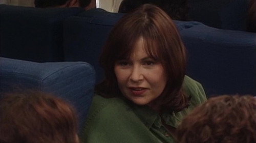 Roseanne Season 8 Episode 17 - We're Going to Disney World (1)