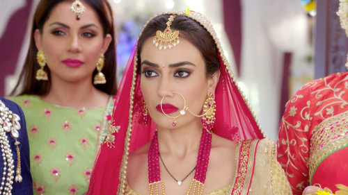 Naagin Season 3 Episode 7 - Bela's Life In Danger
