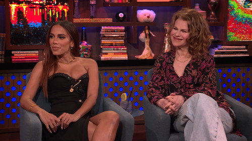 Anitta & Sandra Bernhard still
