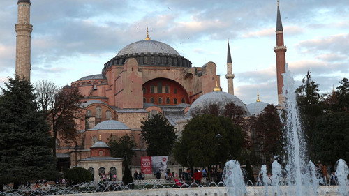 undefined Season 1 Episode 3 - Istanbul