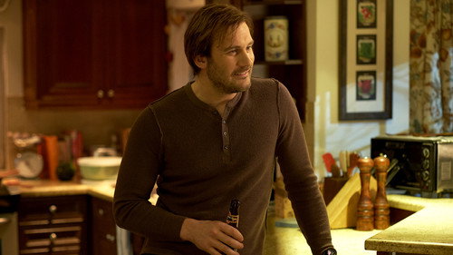 Taken Season 2 Episode 14 - Carapace