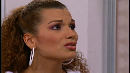 Rebelde Season 1 Episode 104 - Mía está con Alma