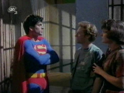 Superboy Season 4 Episode 1 - A Change of Heart (1)