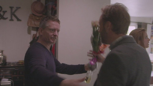 Helt perfekt Season 4 Episode 2 - The Stomach Flu