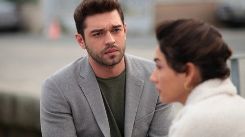 Everywhere I go Season 1 Episode 22 - The Voice of My Heart