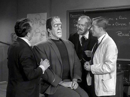 The Munsters Season 2 Episode 25 - Prehistoric Munster