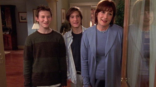 Malcolm in the Middle Season 5 Episode 20 - Victor's Other Family