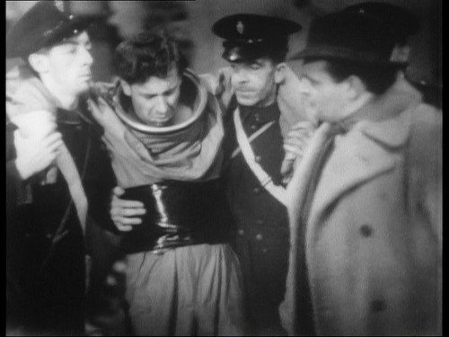 The Quatermass Experiment Season 1 Episode 2 - Persons Reported Missing