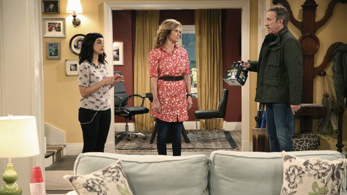Last Man Standing Season 4 Episode 18 - Mandy's Party