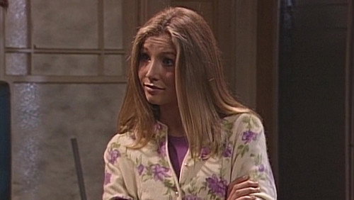 Roseanne Season 6 Episode 9 - Homecoming