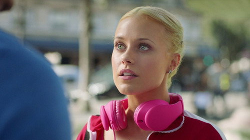 Find Me in Paris Season 2 Episode 2 - New Year, New Rules