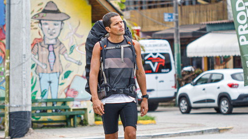 Extreme Cheapskates Brazil Season 1 Episode 7 - The Cheapskate on Vacation and The Cheapskate Artist